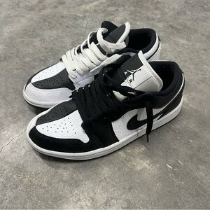 Jordan 1 Low SE Homage Split Black and White Sneakers 7 Women’s